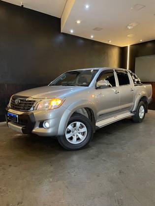 TOYOTA HILUX 2.7 SR 4X2 CD 16V FLEX 4P AUTOMÁTICO TOYOTA HILUX 2.7 SR 4X2 CD 16V FLEX 4P AUTOMÁTICO